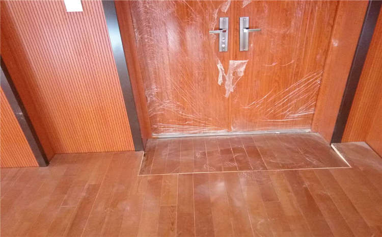 硬木企口舞臺實木地板主輔龍骨結(jié)構(gòu)