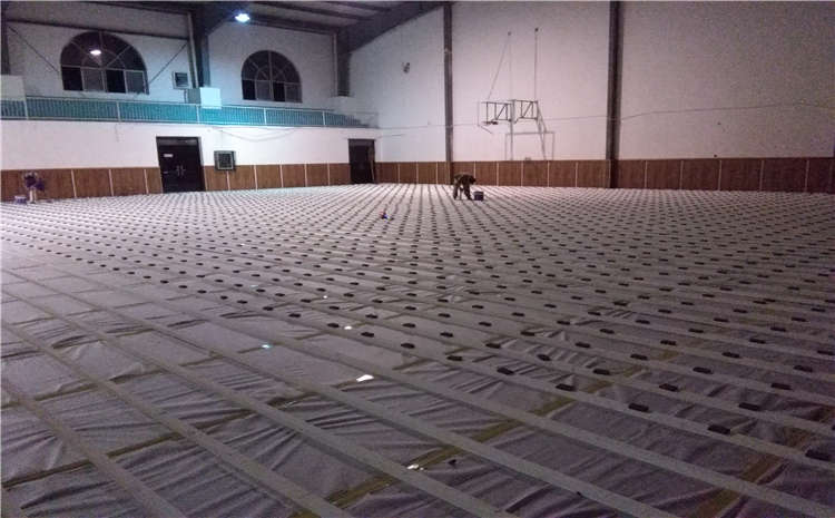 硬木企口籃球場(chǎng)木地板多少錢一平米?