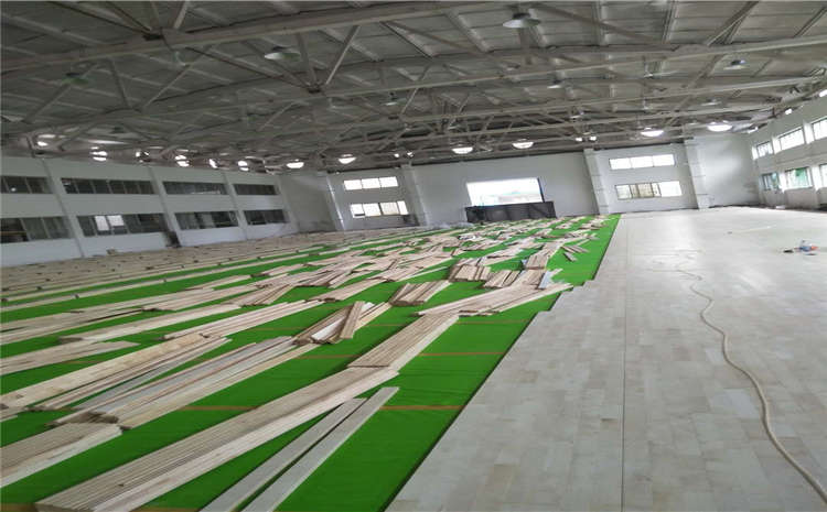 松木運動體育地板造價