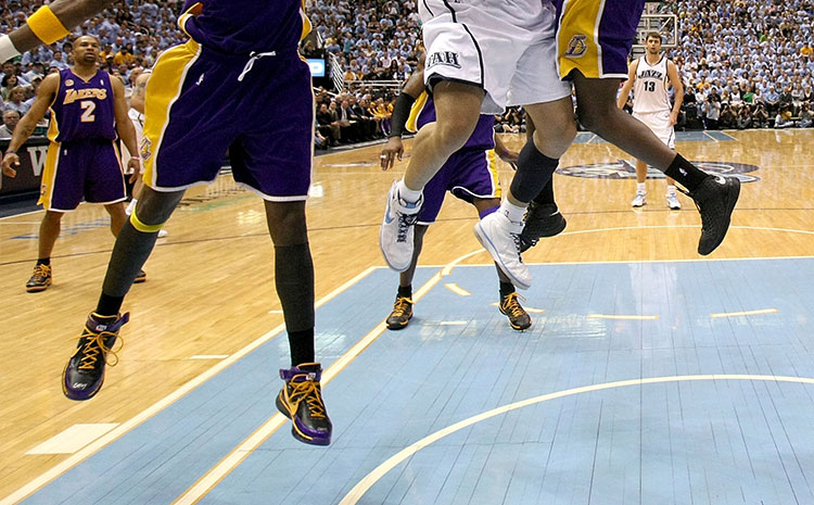 指接板舞臺(tái)實(shí)木地板價(jià)格是多少錢(qián)?