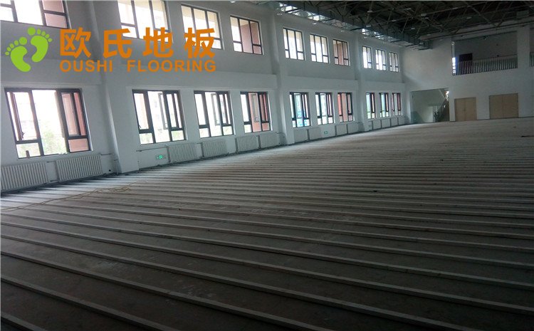 北京順義區(qū)趙全營鎮(zhèn)天順小學(xué)籃球館木地板圖片