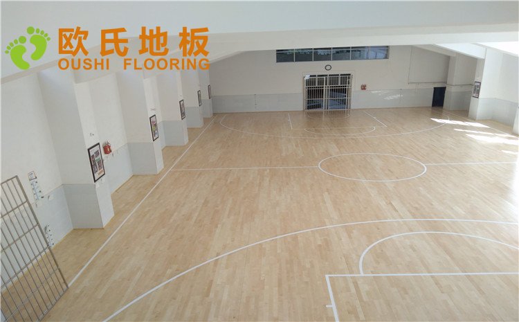 云南省紅河州個舊市綠春小學(xué)體育館木地板項(xiàng)目——?dú)W氏實(shí)木運(yùn)動地板